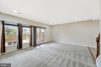 41835 Diabase Square in Aldie, VA - Building Photo - Building Photo