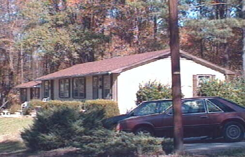 225-227 E Park St in Cary, NC - Foto de edificio - Building Photo