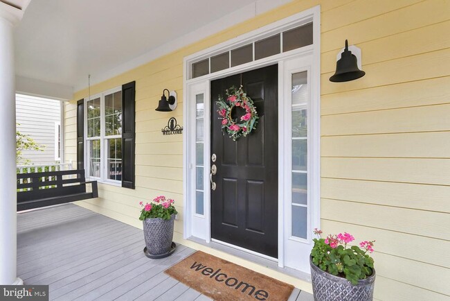 141 Amalfi Ct in Purcellville, VA - Foto de edificio - Building Photo