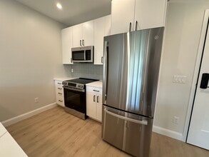 103 Cottage St, Unit 1bd in Lynn, MA - Building Photo - Building Photo