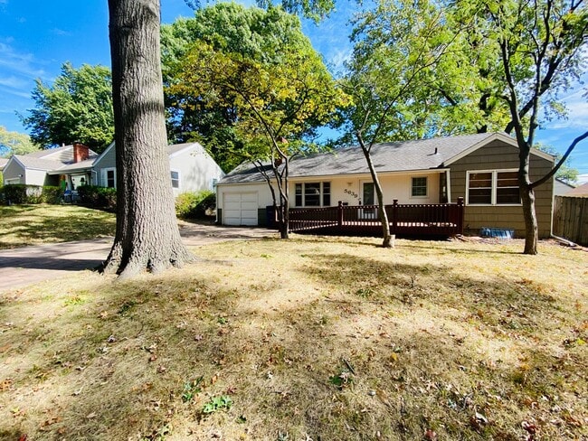 property at 5639 Beverly Ave