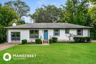 4932 Aquatic Rd in Nashville, TN - Building Photo