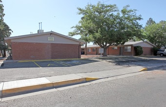 500-504 Indiana St SE in Albuquerque, NM - Building Photo - Building Photo