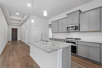 1803 Gateway Ln in Van Alstyne, TX - Building Photo - Building Photo