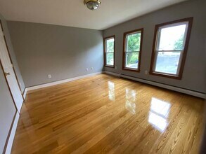 14 Boylston St in Easthampton, MA - Building Photo - Building Photo