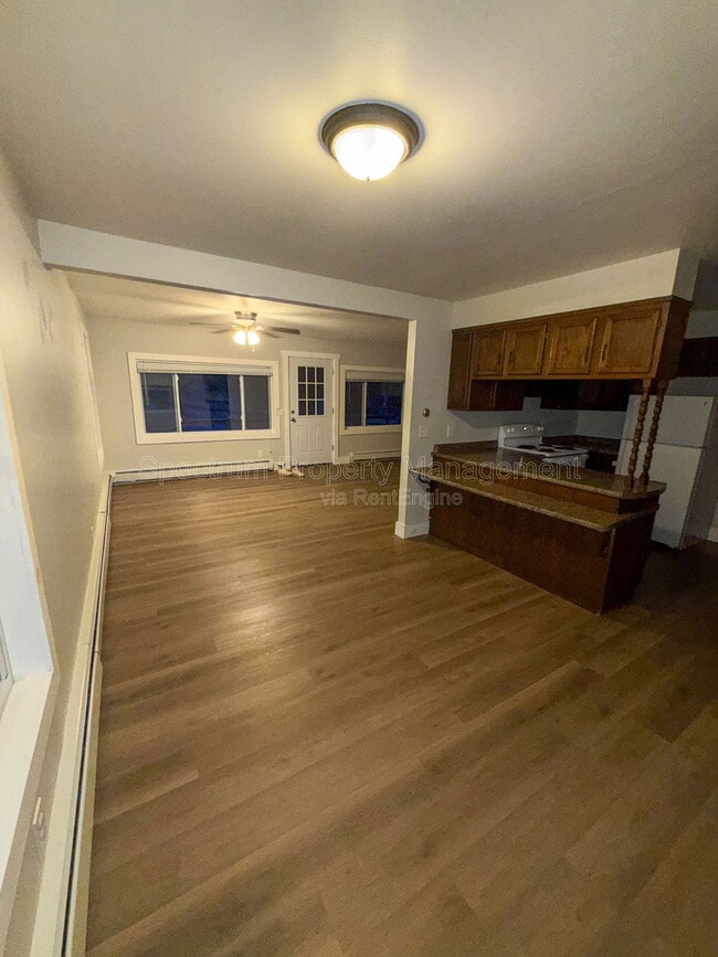 428 McGrath Pond Rd in Belgrade, ME - Building Photo - Building Photo