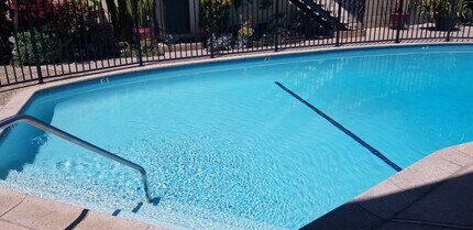 4312 Colfax Ave, Unit 9 in Los Angeles, CA - Building Photo - Building Photo