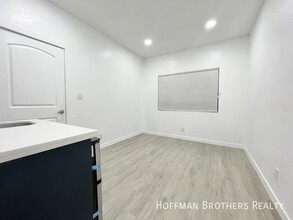 2826 Darwin Ave-Unit -D in Los Angeles, CA - Building Photo - Building Photo