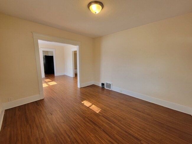 611 N Frances St-Unit -1 in South Bend, IN - Building Photo - Building Photo