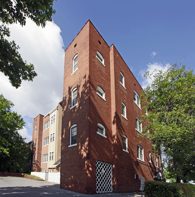 Stewart Apartments in Chattanooga, TN - Building Photo - Building Photo