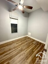 942 N Elston Ave, Unit 2R in Chicago, IL - Foto de edificio - Building Photo