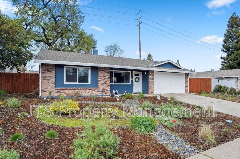 6449 Feliciter Way in Citrus Heights, CA - Building Photo