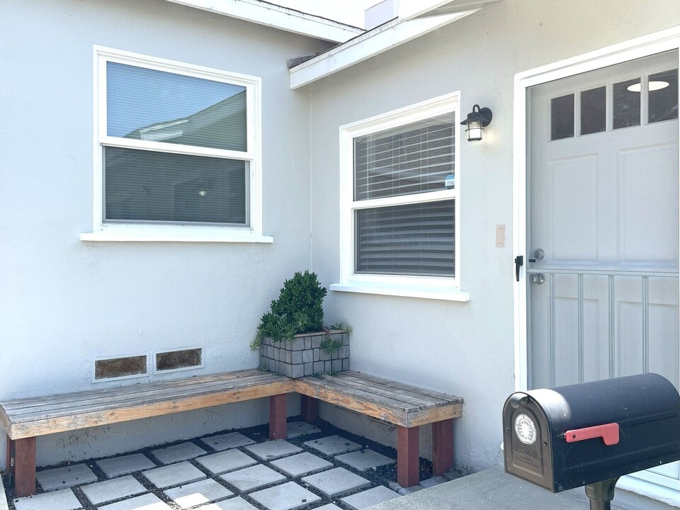 854-858 Penn St in El Segundo, CA - Foto de edificio