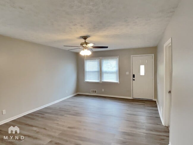 3821 Rex Cir in Rex, GA - Building Photo - Building Photo