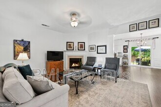 1914 Lakeshore Overlook Cir NW in Kennesaw, GA - Building Photo - Building Photo