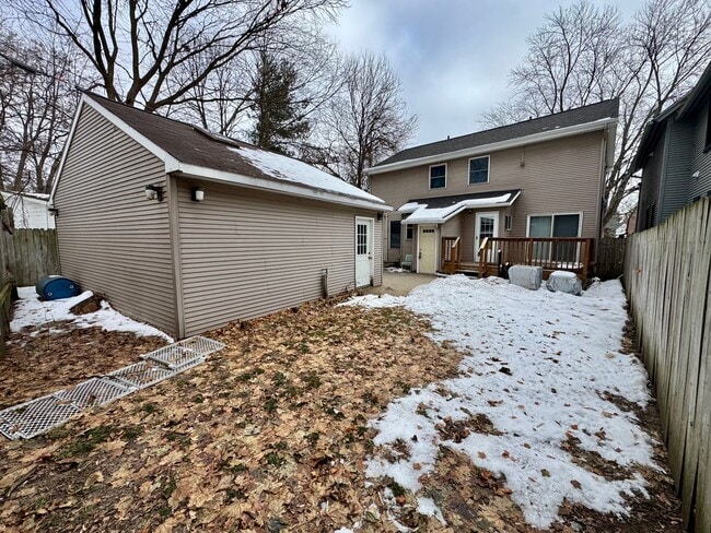 property at 103 Luton Ave SE