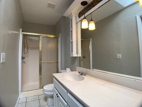 2625 Briarcliff Dr in Moore, OK - Building Photo - Building Photo