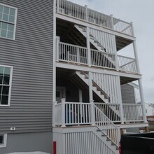 32 Newhall St in Saugus, MA - Foto de edificio - Building Photo