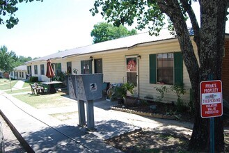 424 Highland Ave in Eufaula, AL - Building Photo - Building Photo