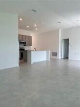 4834 Edensbridge Ln in Kissimmee, FL - Building Photo - Building Photo