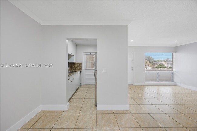 5420 Hollywood Blvd