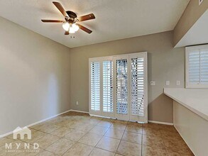 7801 N 44th Dr, Unit APT 23C in Glendale, AZ - Building Photo - Building Photo
