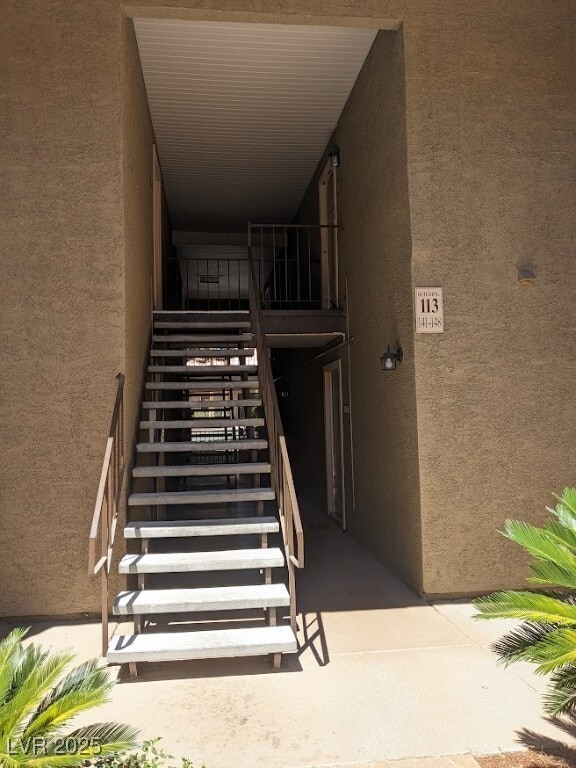 property at 5044 River Glen Dr