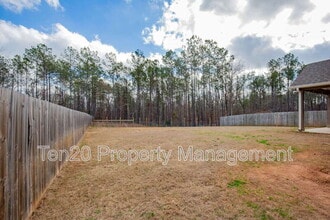 122 Cedar Wy in Hamilton, GA - Building Photo - Building Photo