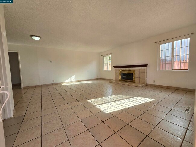 2849 Rheem Ave in Richmond, CA - Building Photo - Building Photo