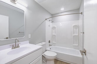 Bristol Gardens Apartments in Bristol, PA - Building Photo - Interior Photo