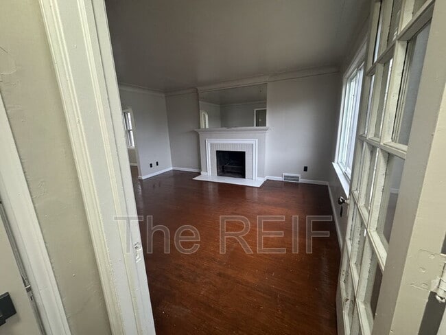 9365 Birwood St in Detroit, MI - Foto de edificio - Building Photo