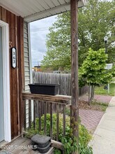 363 1st St in Troy, NY - Building Photo - Building Photo