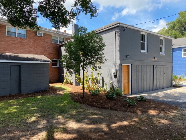 Johns Square Apartments in North Charleston, SC - Building Photo - Building Photo