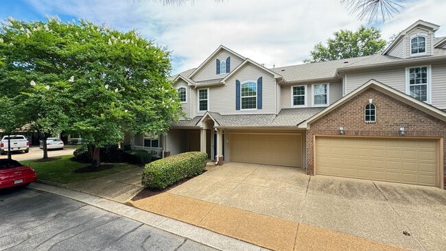 property at 1034 Grand Oak Ln