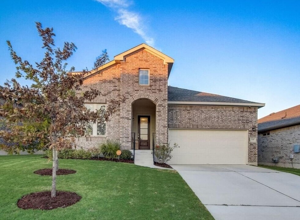 535 Tanda Ln in Hutto, TX - Building Photo