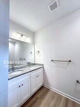 1342 7th Ave SE in Hickory, NC - Building Photo - Building Photo