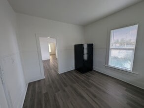 403 Cowling St in Houston, TX - Building Photo - Building Photo