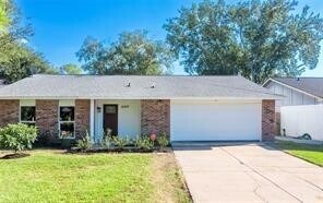 15423 Empanada Dr in Houston, TX - Building Photo