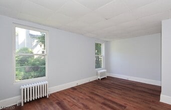 11 Childs Rd in Bernardsville, NJ - Building Photo - Building Photo