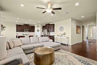 17621 Silent Harbor Loop in Pflugerville, TX - Building Photo - Building Photo