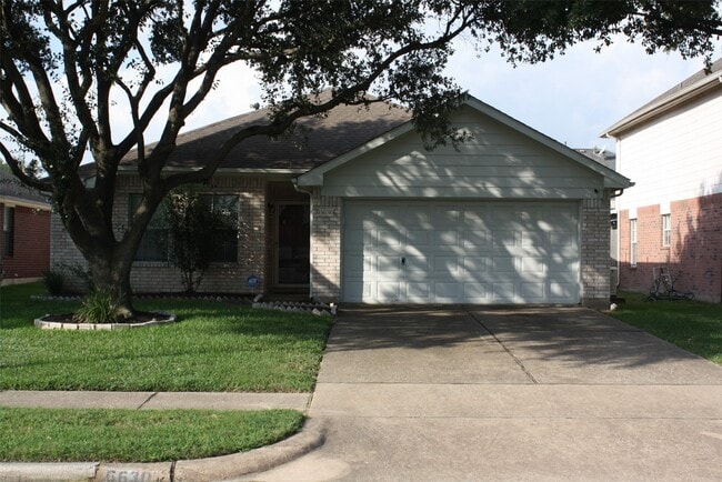 6630 Sutton Meadows Dr