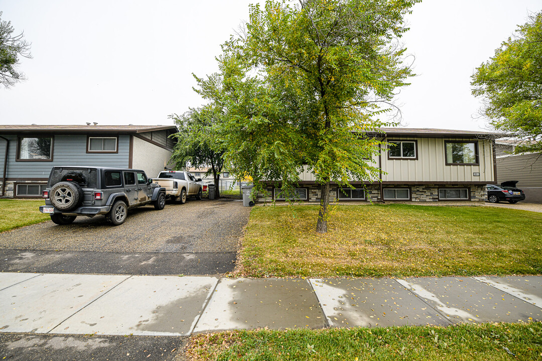 9310-93108 108 Ave in Grande Prairie, AB - Building Photo