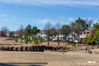 1636 N Golf Club Dr in Fayetteville, AR - Building Photo - Building Photo