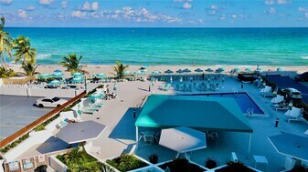 3140 S Ocean Dr in Hallandale Beach, FL - Building Photo