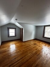 20 Goyette Ave in Claremont, NH - Foto de edificio - Building Photo