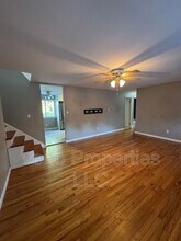 72 Hathorn Blvd in Saratoga Springs, NY - Building Photo - Building Photo