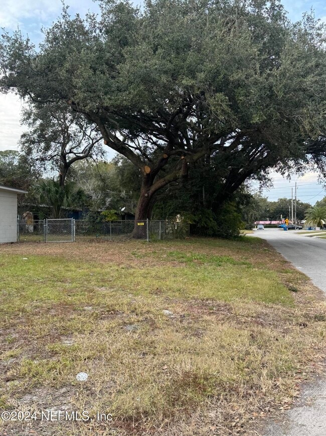 5719 Marlin Ct in Jacksonville, FL - Building Photo - Building Photo