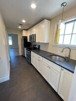 33 Pine St in Burlington, VT - Building Photo