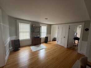 16 Barber St in Medway, MA - Building Photo - Building Photo