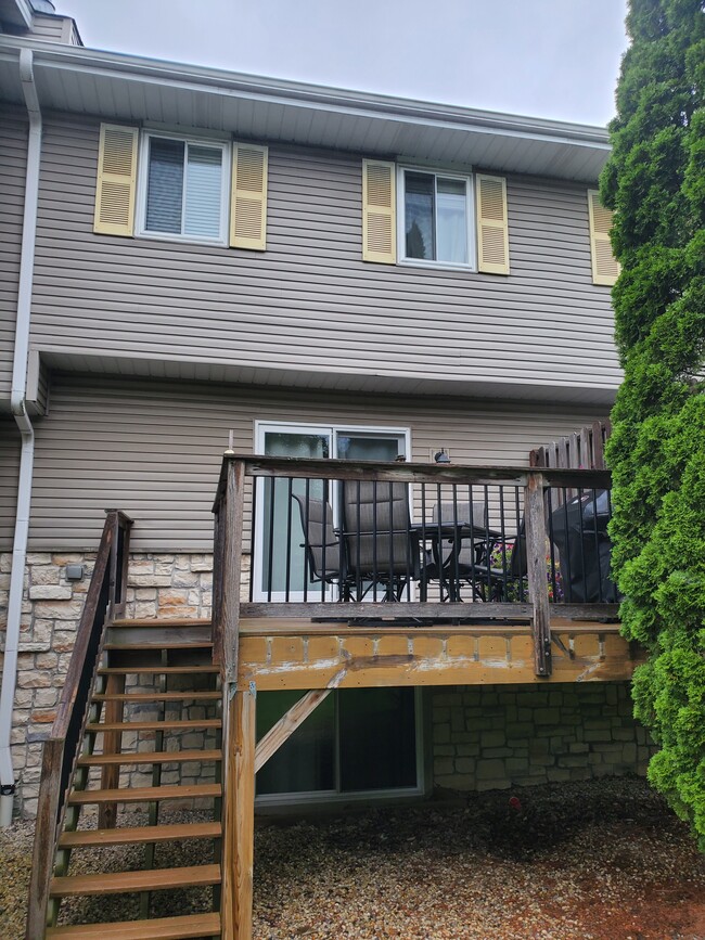 W163N11504 Windsor Ct, Unit Germantown Condo in Germantown, WI - Foto de edificio - Building Photo